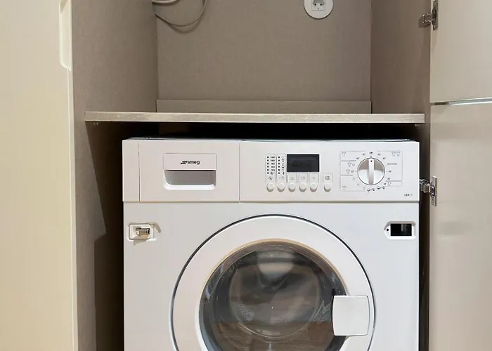 Luxurious Flat In Award-winning Building