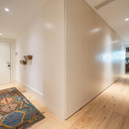 Luxurious Flat In Award-winning Building Apartmán