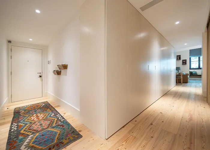 Luxurious Flat In Award-winning Building Daire