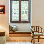 Luxurious Flat In Award-winning Building