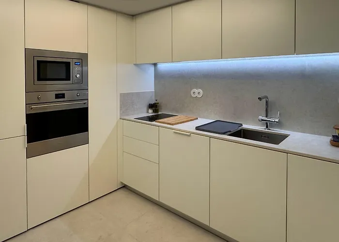 Luxurious Flat In Award-winning Building Apartman