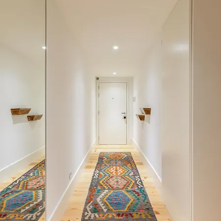 Luxurious Flat In Award-winning Building *